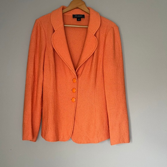 St. John Jackets & Blazers - St John Orange Knit Blazer Size 10 USA